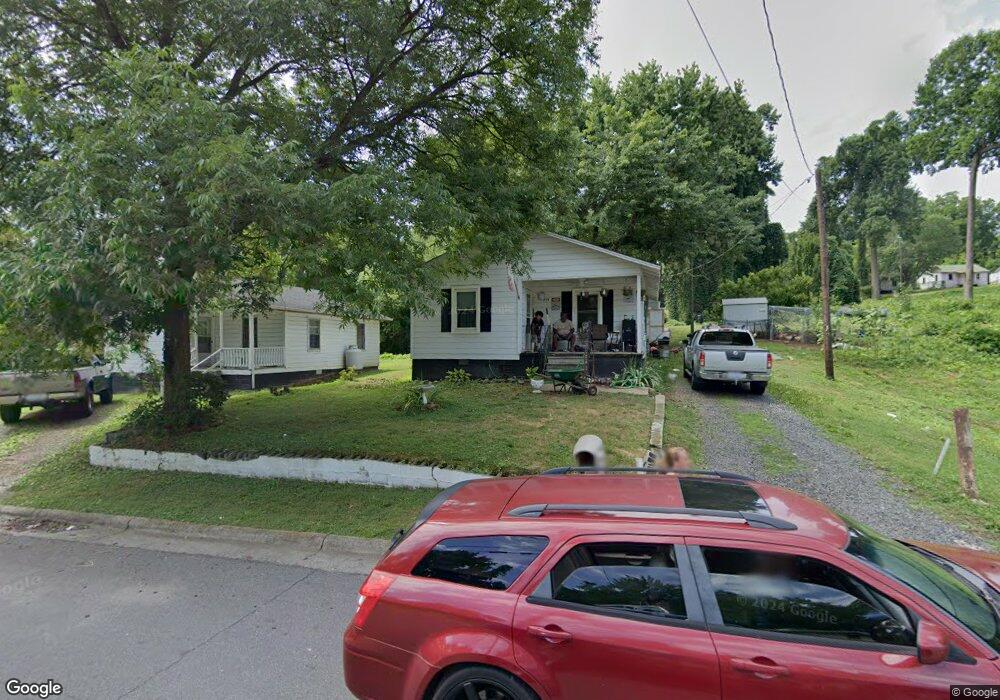 233 Lytle St, Reidsville, NC 27320 - photo 1