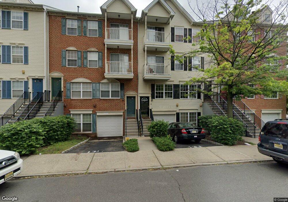 32 Richmond St, Newark, NJ 07103 - photo 1