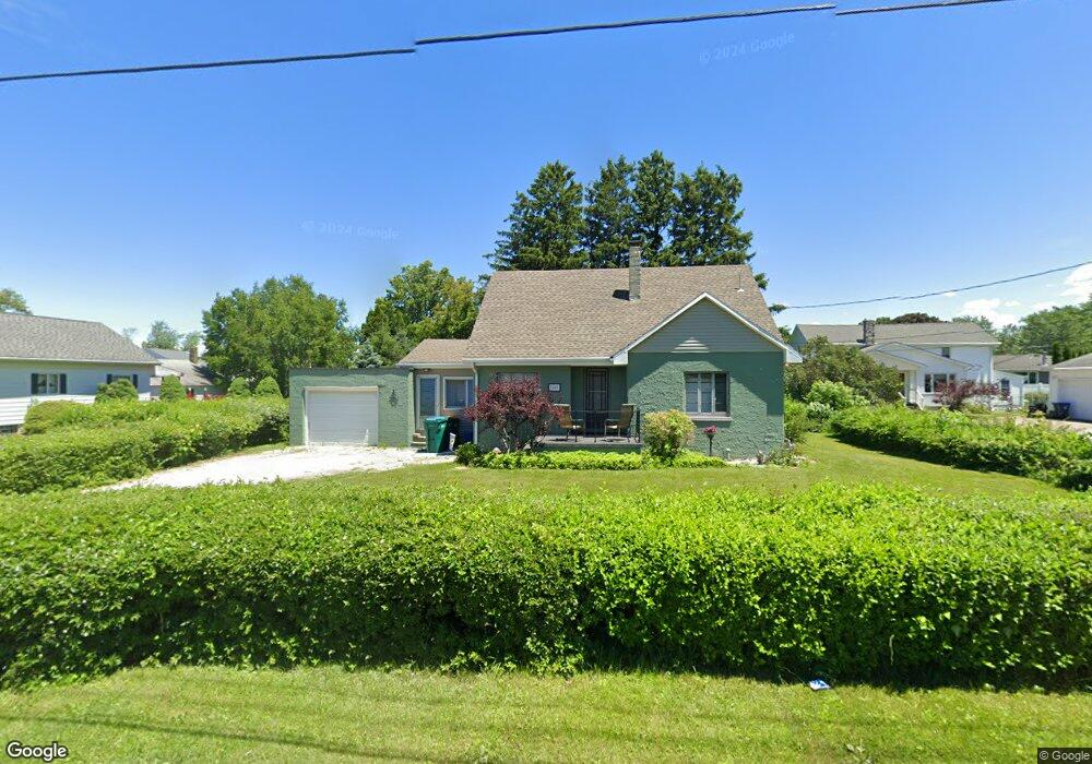 3009 Hampshire Rd, Erie, PA 16506 - photo 1