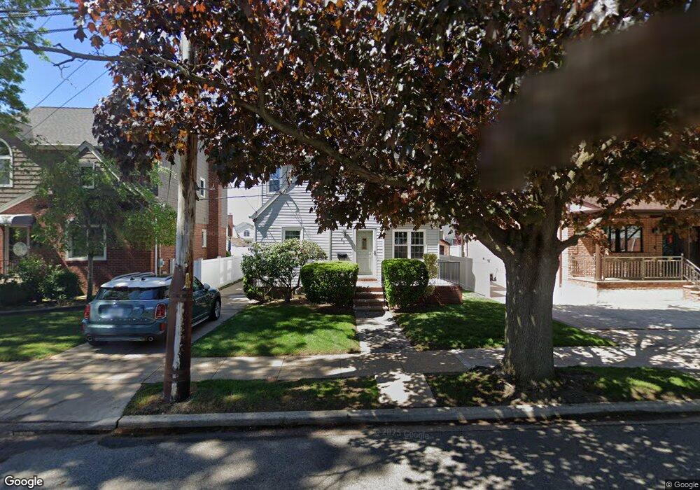 73 Paul Ave, New Hyde Park, NY 11040 - photo 1