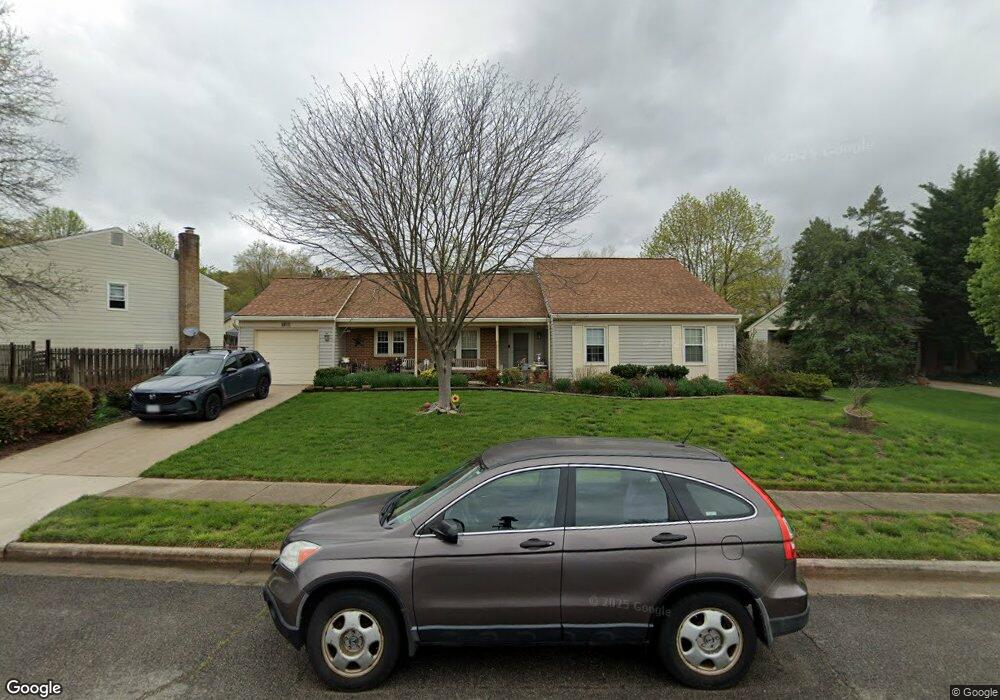 6913 Lodestone Ct, Alexandria, VA 22306 - photo 1