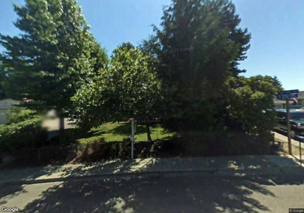 1205 S 276th Place, Des Moines, WA 98198 - photo 1