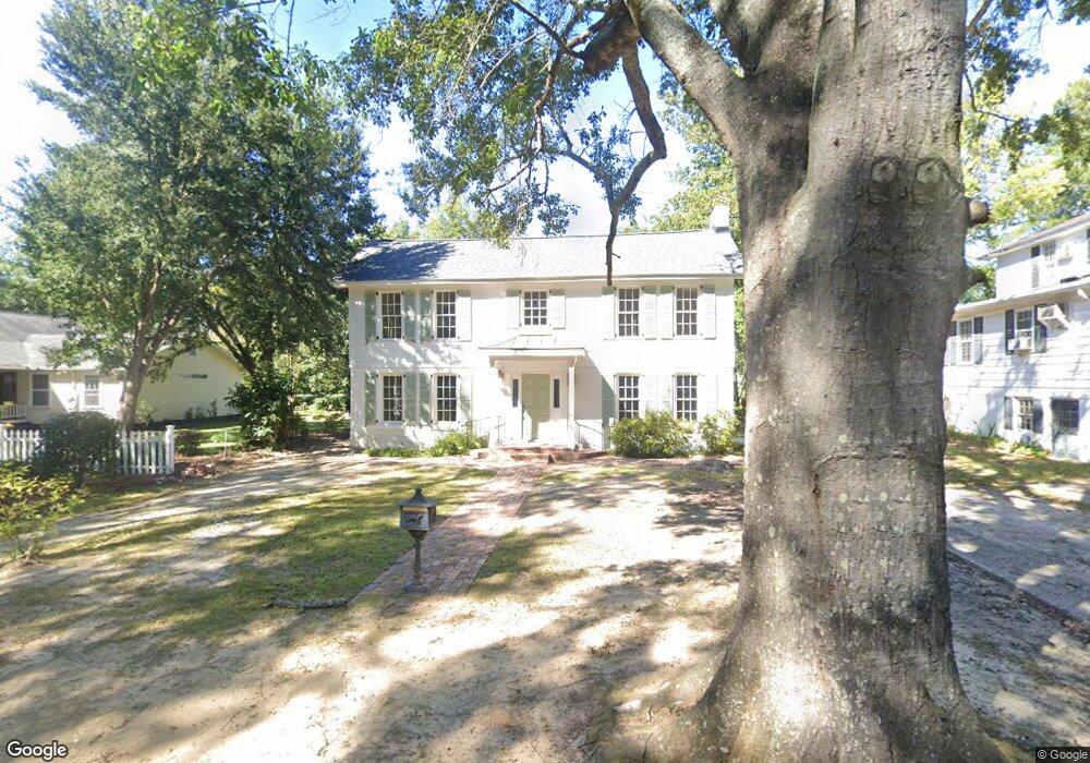 406 Hampton St, Camden, SC 29020 - photo 1