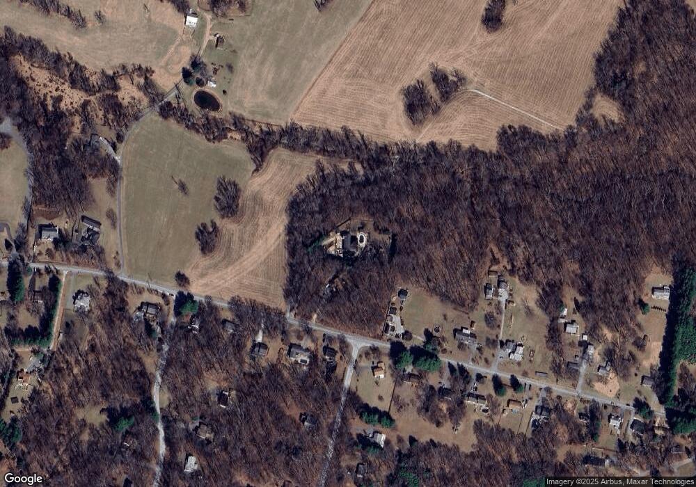 608 Cockeys Mill Rd, Reisterstown, MD 21136 - photo 1