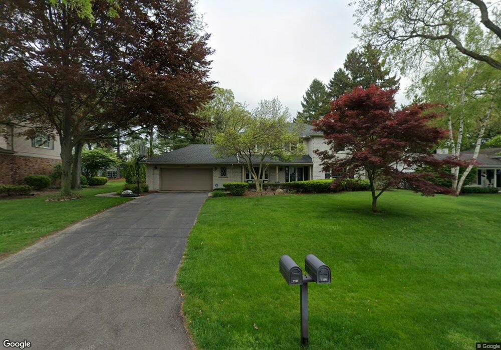 1158 Hill Line Trail, Bloomfield Hills, MI 48301 - photo 1