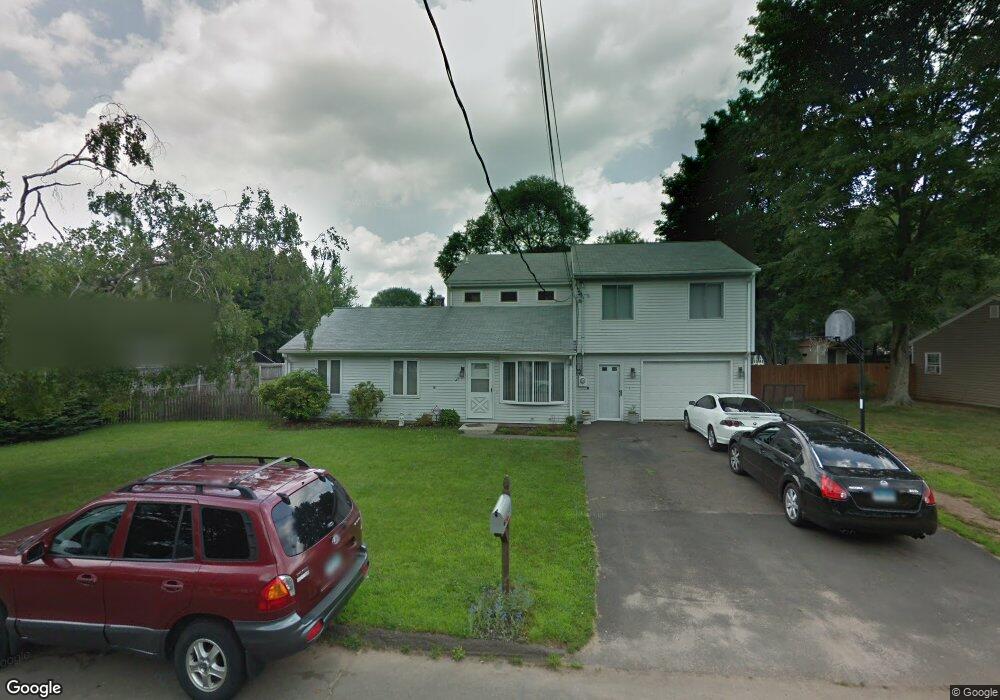 25 Hellstrom Rd, East Haven, CT 06512 - photo 1