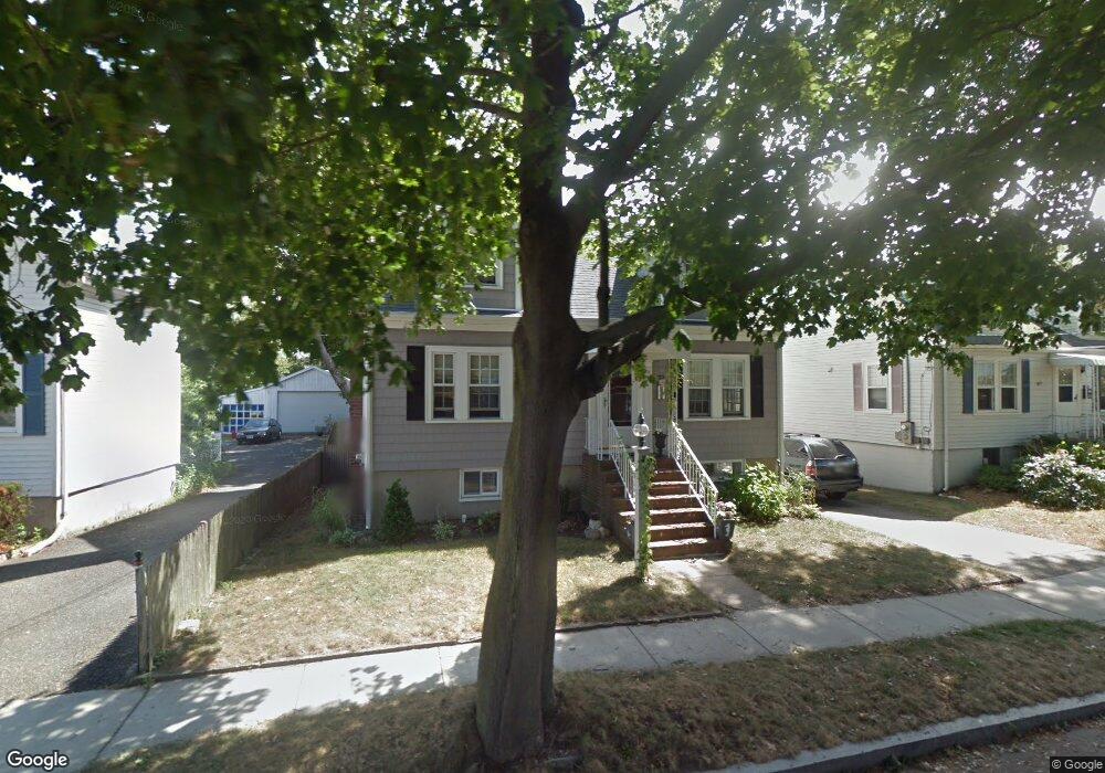 32 Wampatuck Rd, Quincy, MA 02169 - photo 1