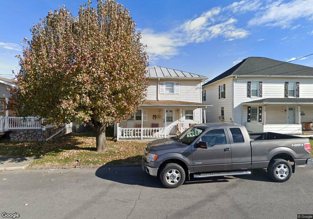 208 S Elm St, Moorefield, WV 26836 - photo 1