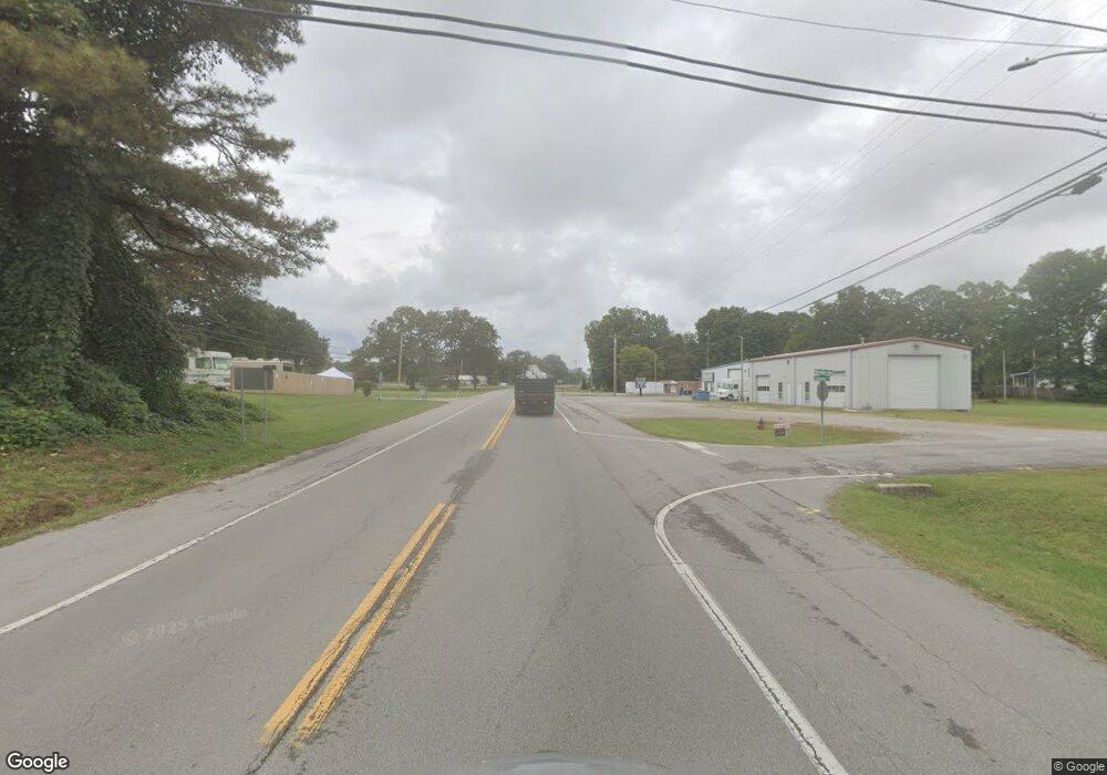 2 Country Club Dr, Manchester, TN 37355 - photo 1