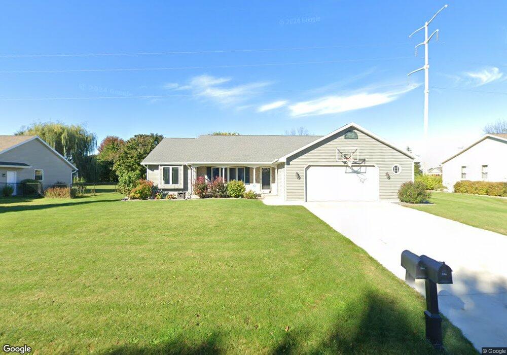 N289 Woodstock Ln, Appleton, WI 54915 - photo 1