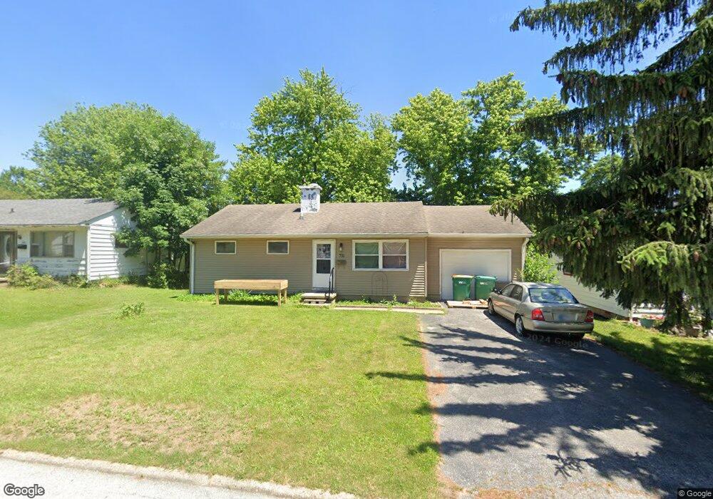 711 Roosevelt St, Plainfield, IN 46168 - photo 1