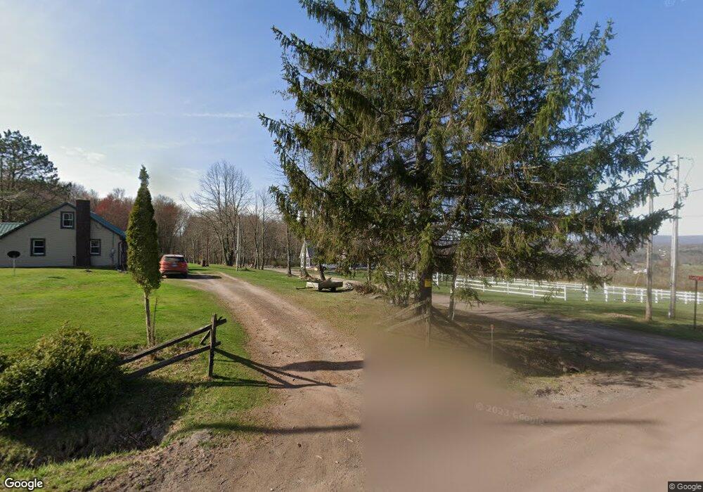 124 Hunter Ln, Dallas, PA 18612 - photo 1