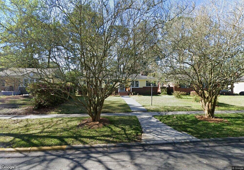 207 E 66th St, Savannah, GA 31405 - photo 1