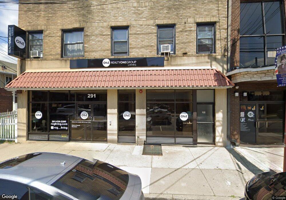 291 Stuyvesant Ave, Lyndhurst, NJ 07071 - photo 1