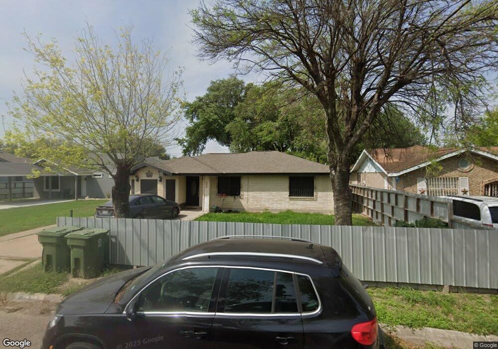 520 Martinez Ave, Alamo, TX 78516 - photo 1
