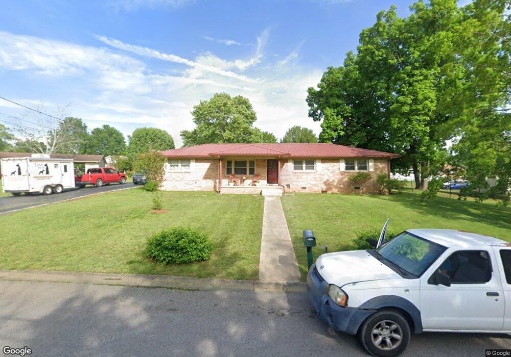 302 Sun Cir, Shelbyville, TN 37160 - photo 1