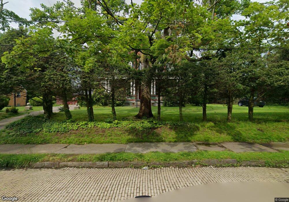 427 6th Ave, New Kensington, PA 15068 - photo 1