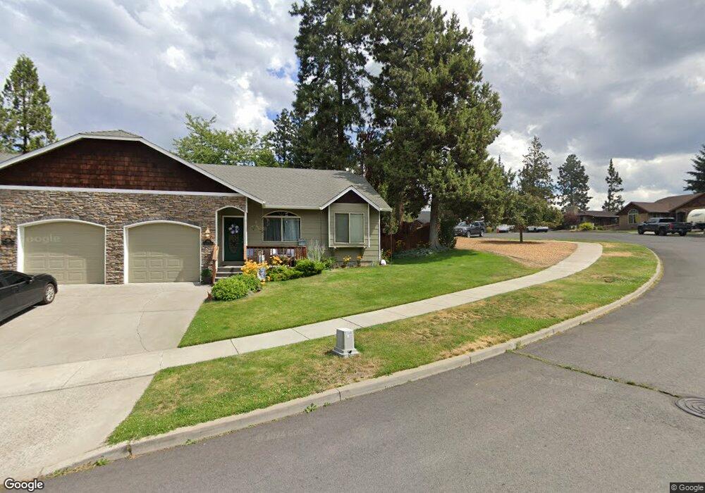 1016 SW Crosscut Ct, Bend, OR 97702 - photo 1