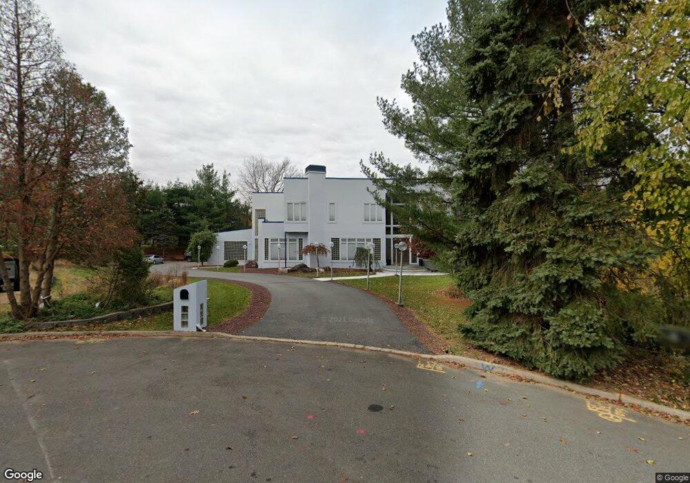 706 Black Hawk Ln, Franklin Lakes, NJ 07417 - photo 1