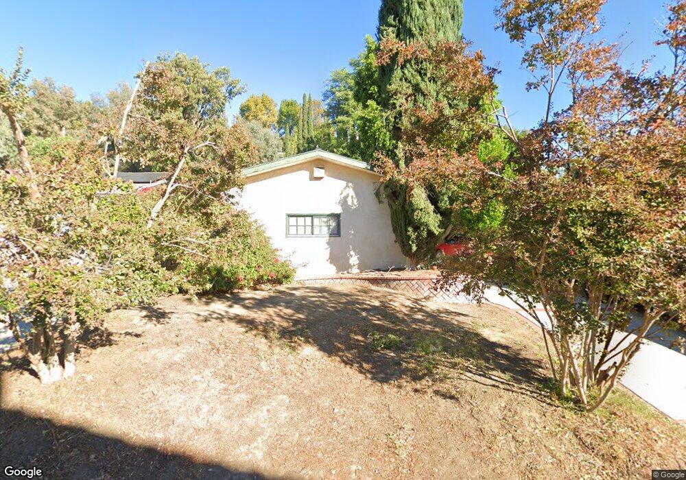 22283 Buena Ventura St, Woodland Hills, CA 91364 - photo 1