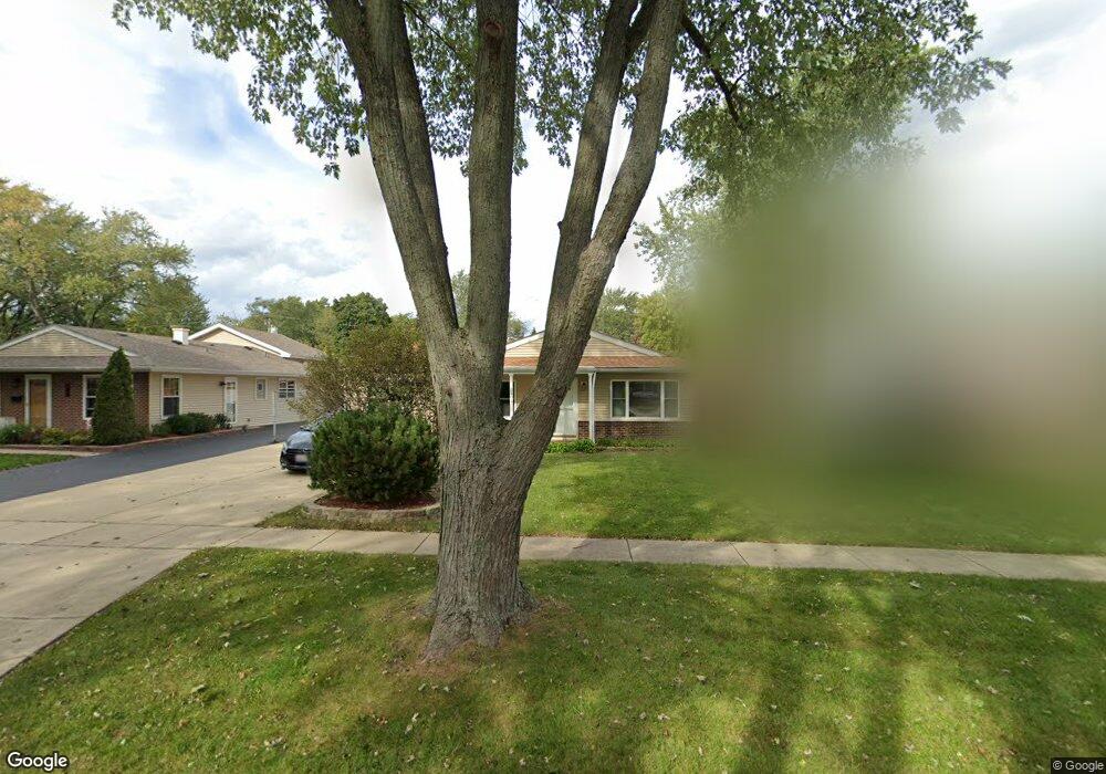 2202 Kingfisher Ln, Rolling Meadows, IL 60008 - photo 1