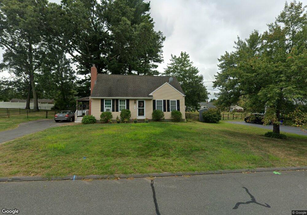 4 Dale Rd, Enfield, CT 06082 - photo 1