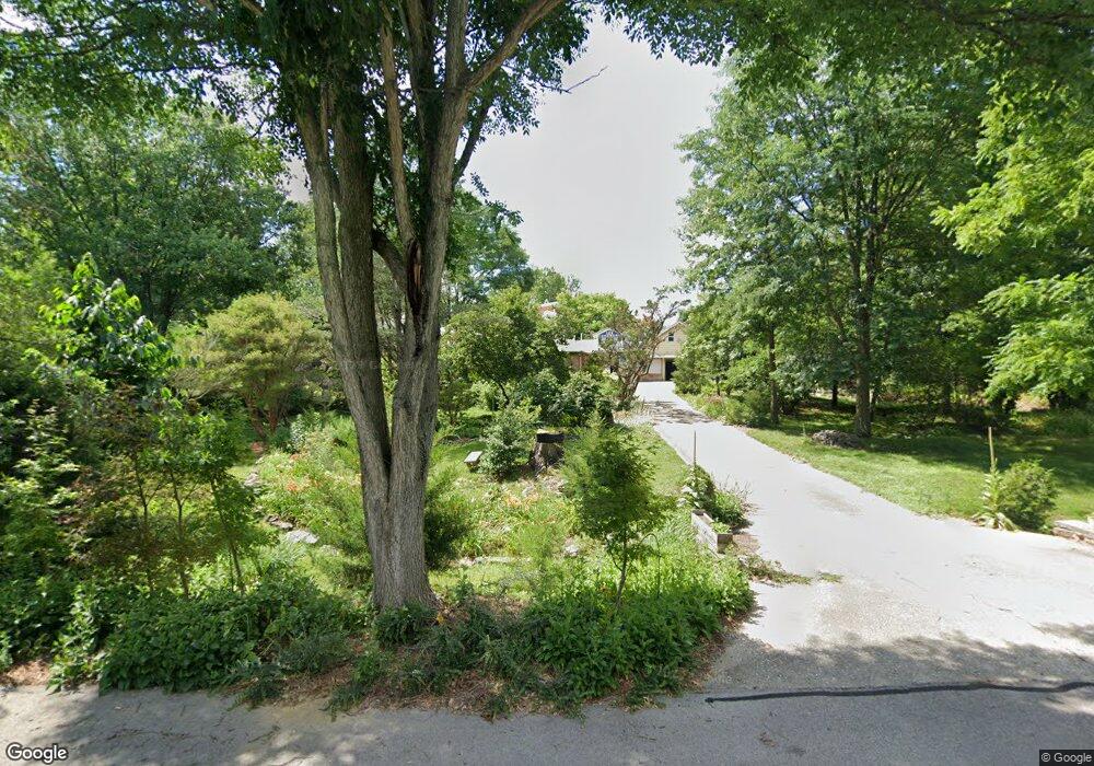 414 S Meadowbrook Dr, Bloomington, IN 47401 - photo 1