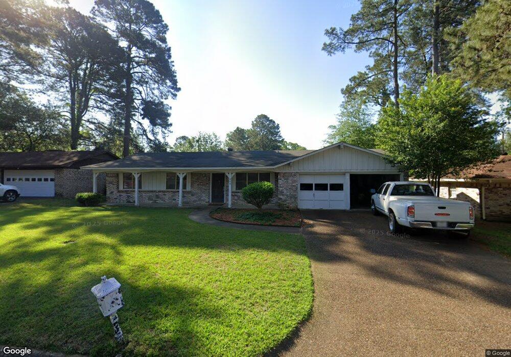 808 Diane Dr, Wake Village, TX 75501 - photo 1