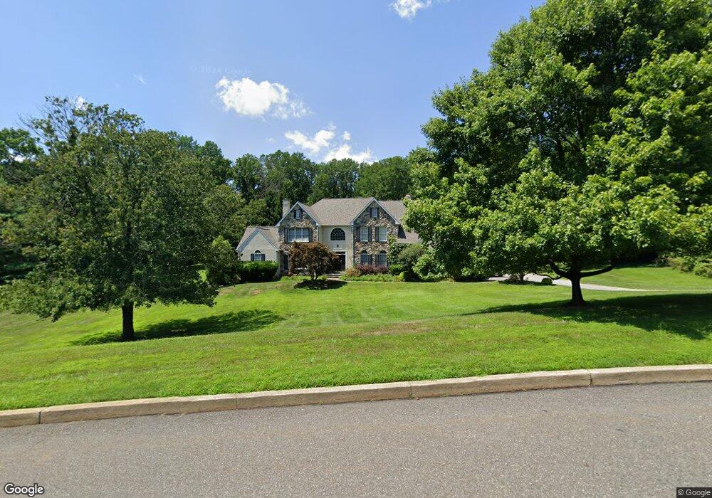 4 Sweetbriar Ln, Glen Mills, PA 19342 - photo 1