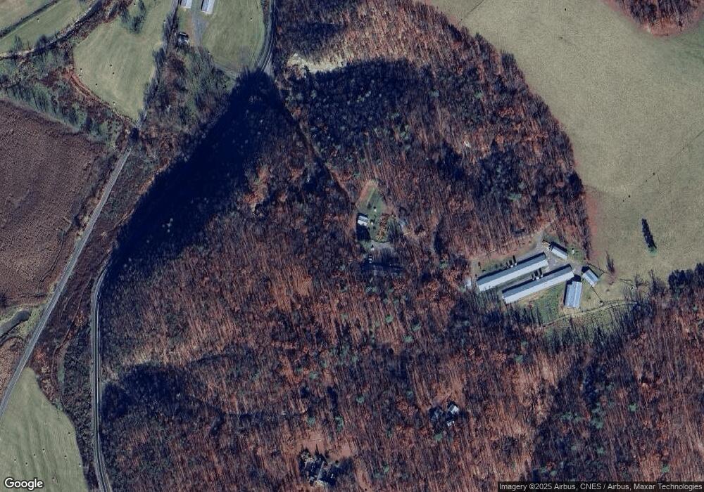 183 Crossover Ln, Moorefield, WV 26836 - photo 1