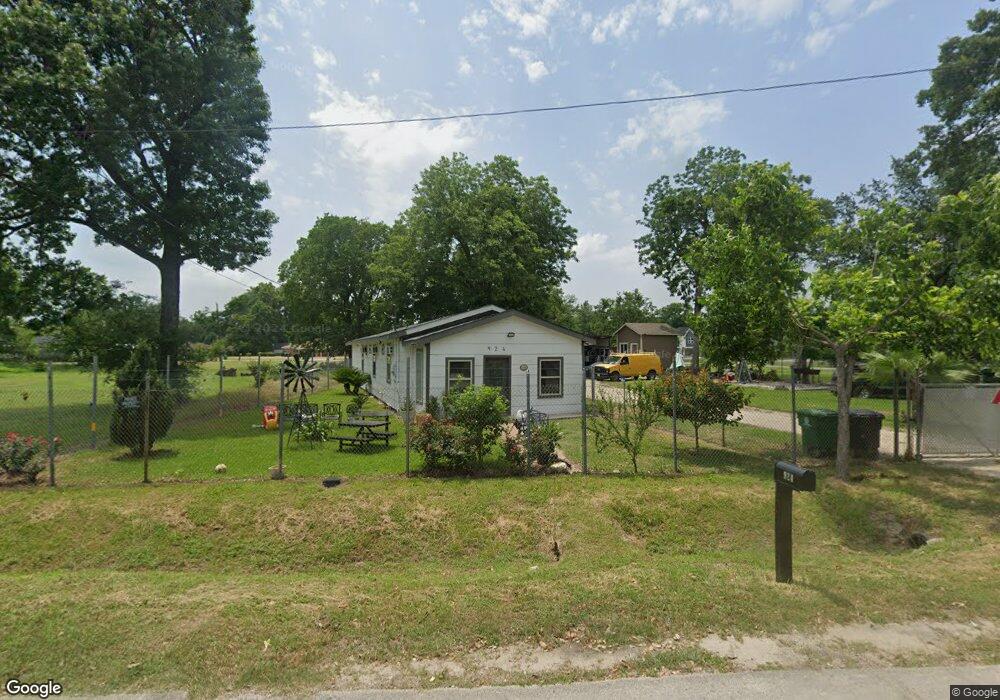 924 South Ln, Houston, TX 77088 - photo 1