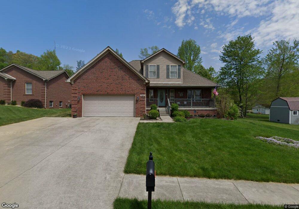 2302 Eagle Ridge Ct, New Albany, IN 47150 - photo 1