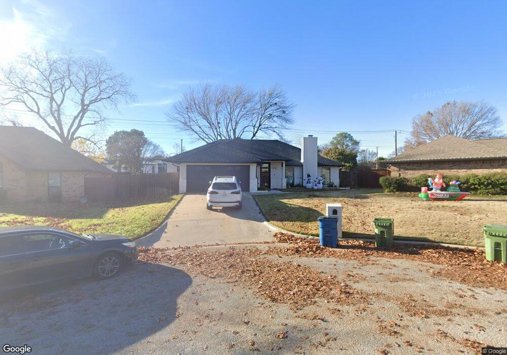 2958 Tumbleweed Ct, Grapevine, TX 76051 - photo 1