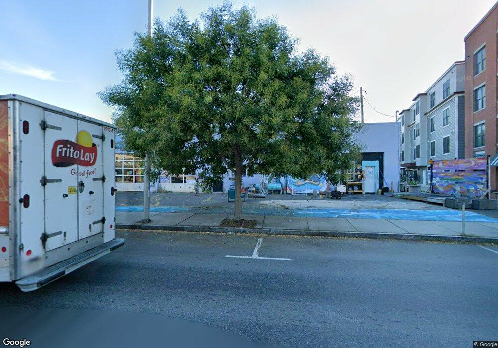 236 Pleasant St, Northampton, MA 01060 - photo 1