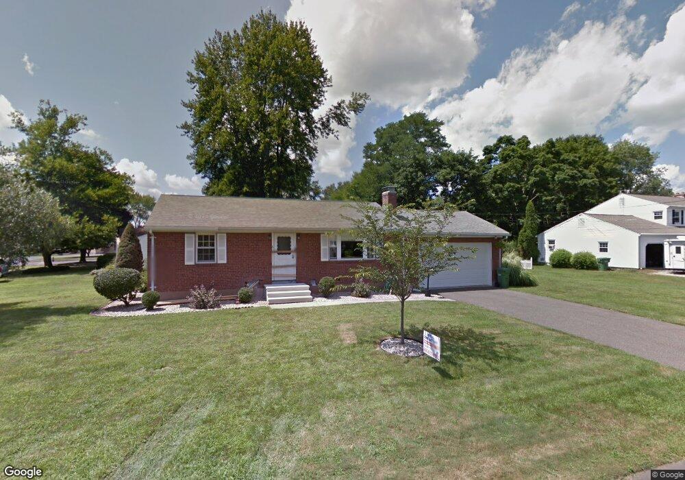 6 Briadon Dr, Cromwell, CT 06416 - photo 1