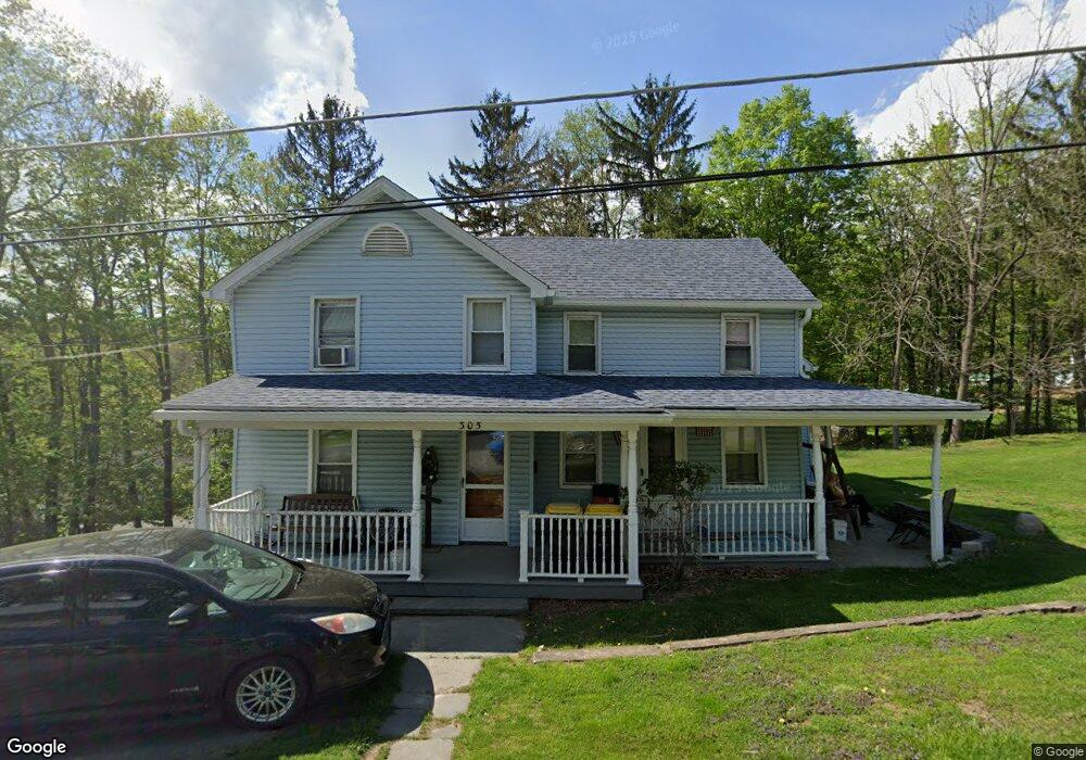 305 Spruce St, Hawley, PA 18428 - photo 1