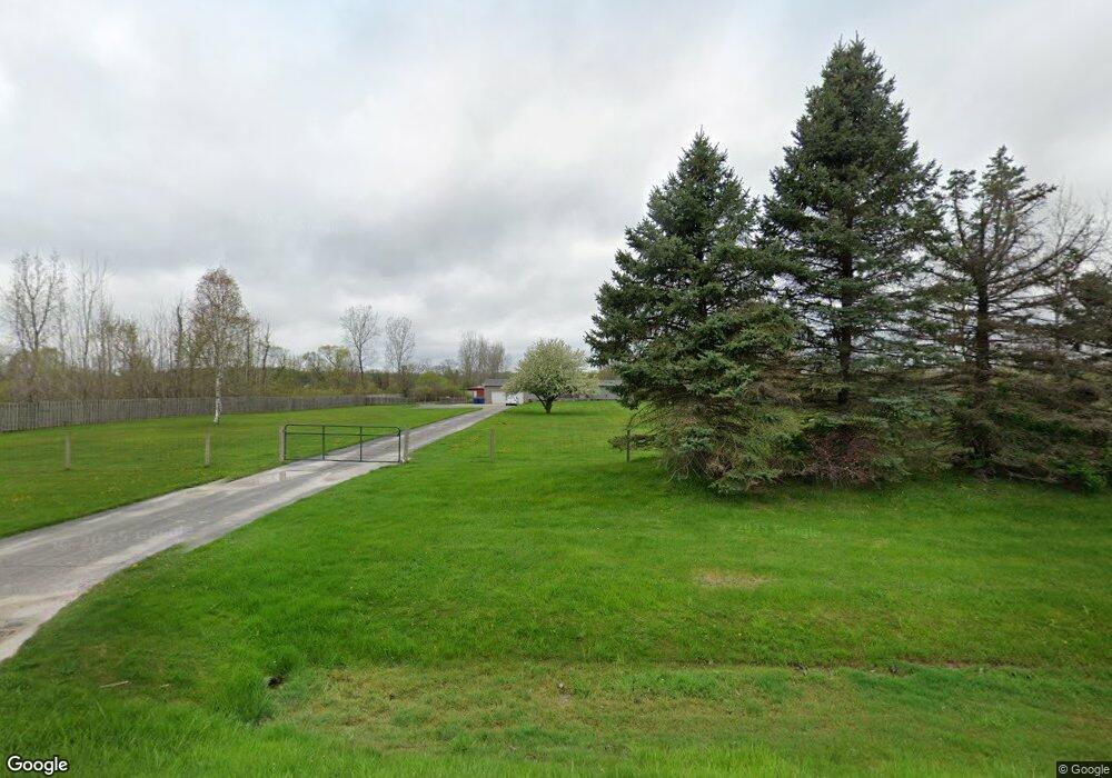 9126 Sharp Rd, Swartz Creek, MI 48473 - photo 1