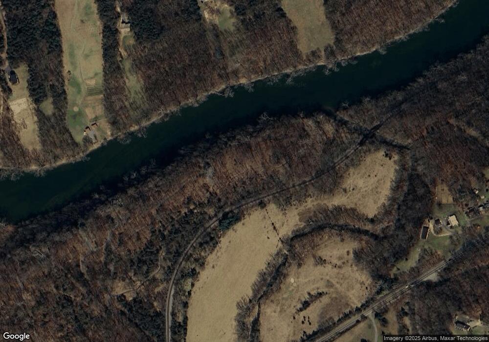 423 Oak Bluff Rd, Front Royal, VA 22630 - photo 1