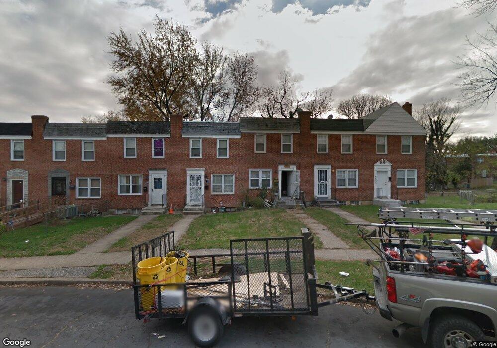 4447 Eldone Rd, Baltimore, MD 21229 - photo 1