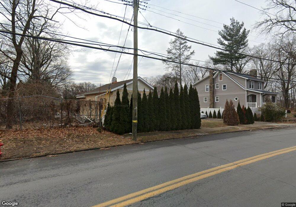 120 Palmer Rd, Yonkers, NY 10701 - photo 1