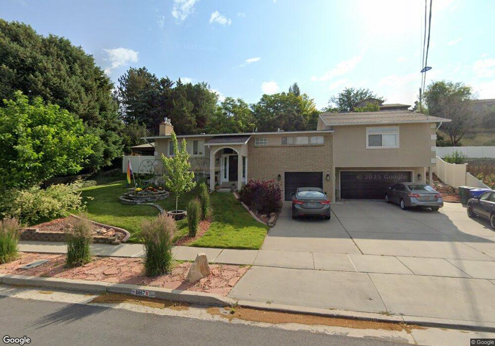 8867 S Capella Way, Sandy, UT 84093 - photo 1