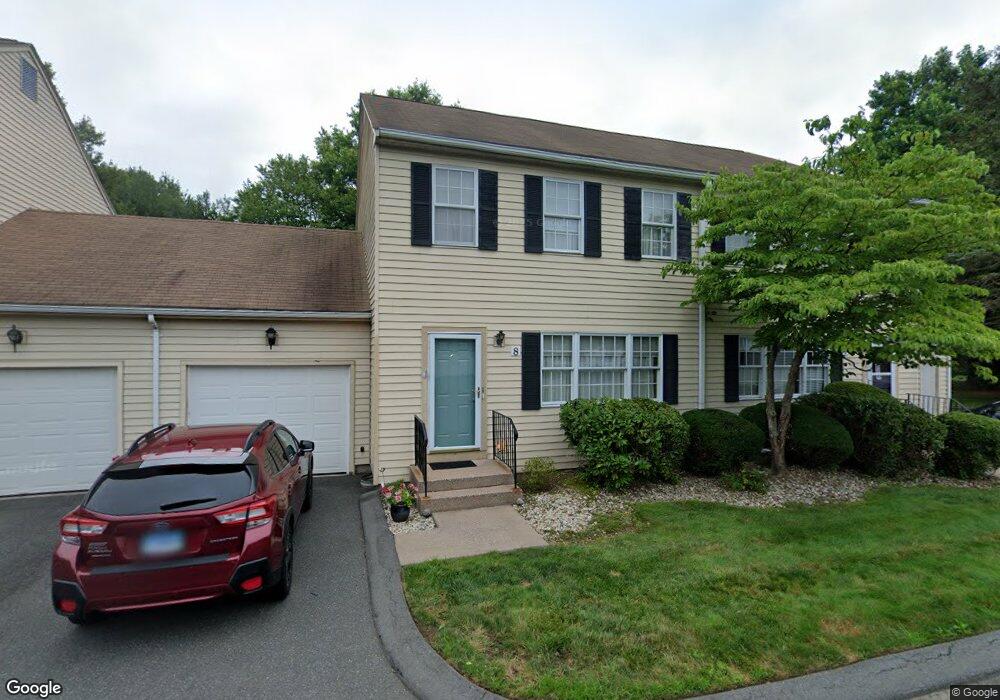 8 Strathmore Ln, Suffield, CT 06078 - photo 1