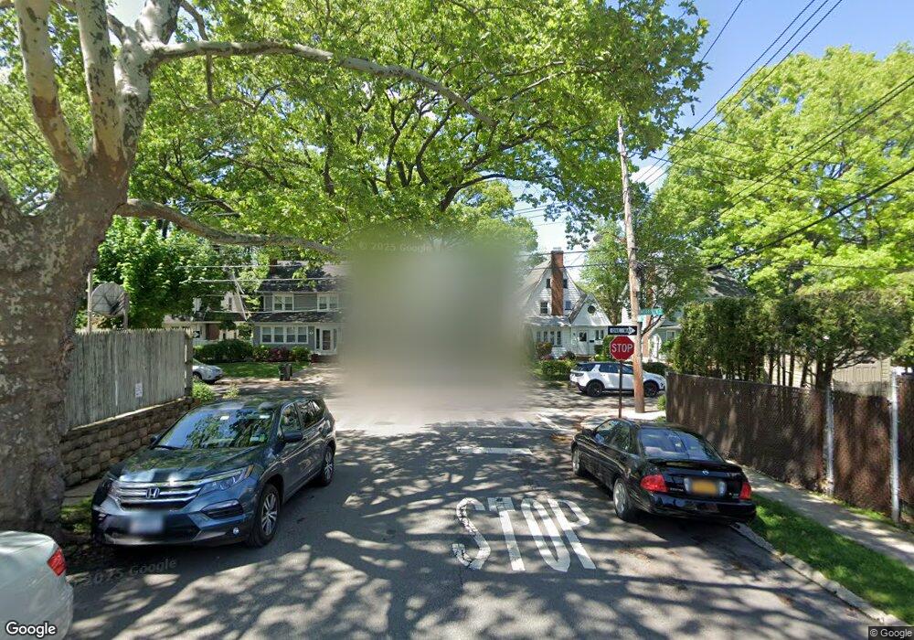 152 Hart Ave, Staten Island, NY 10310 - photo 1