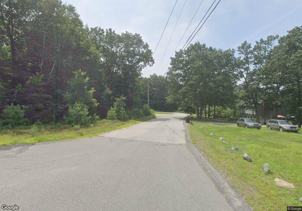 8 Topaz Cir unit R, Derry, NH 03038 - photo 1