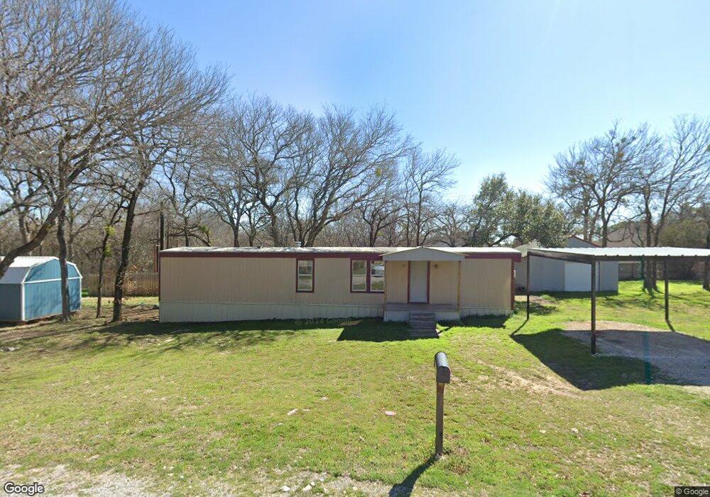 511 Whippoorwill Dr, Granbury, TX 76049 - photo 1