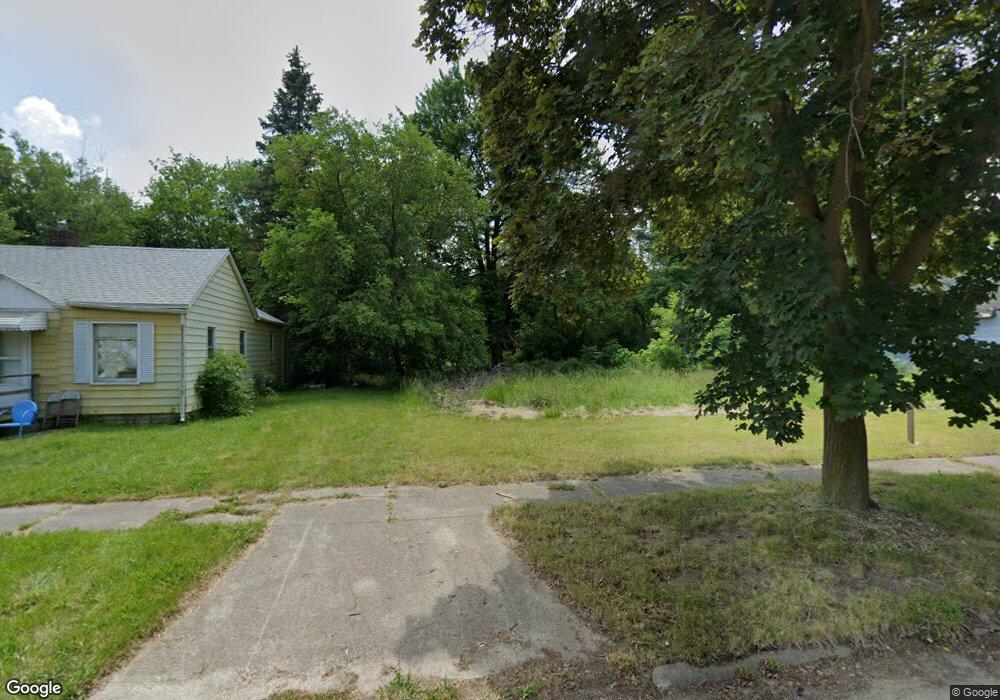 2418 Oklahoma Ave, Flint, MI 48506 - photo 1