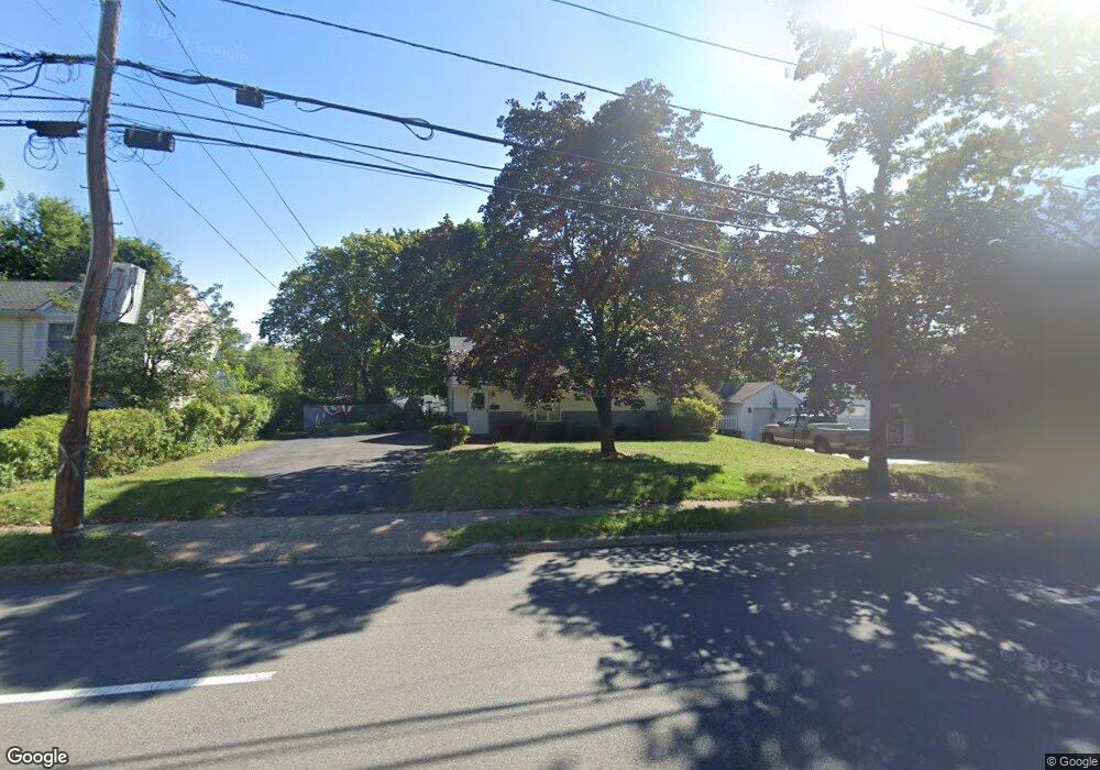 560 Forest Ave, Paramus, NJ 07652 - photo 1