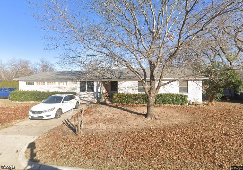 5016 Nancy Ln, North Richland Hills, TX 76180 - photo 1