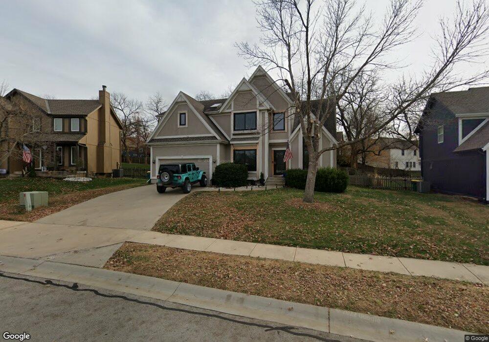 21605 W 51st Place, Shawnee, KS 66226 - photo 1