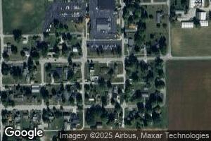 605 E Walnut St, Chalmers, IN 47929